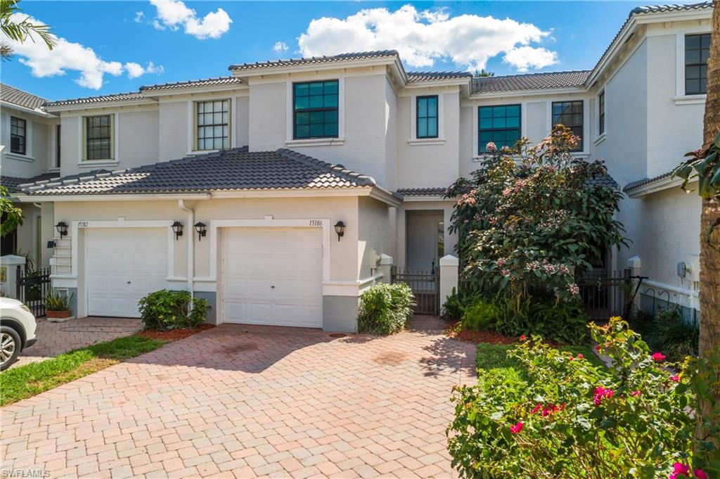15186 Summit Place CIR