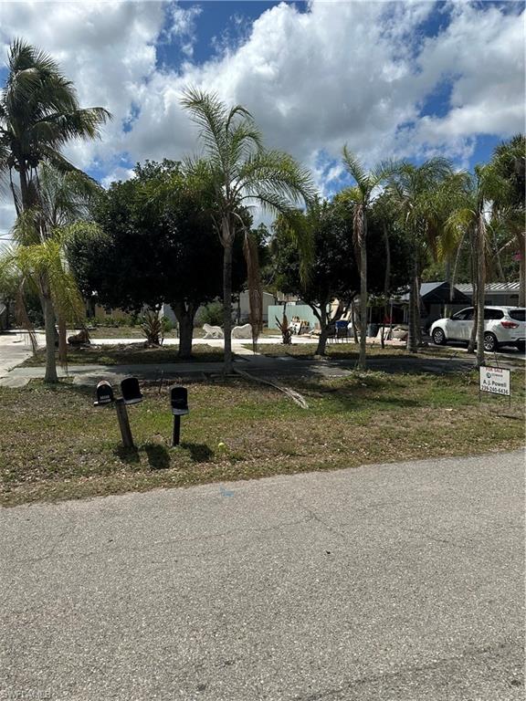 11129 Safari DR