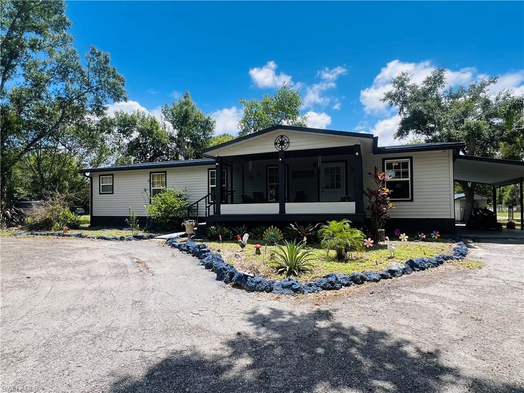 155 Evans RD