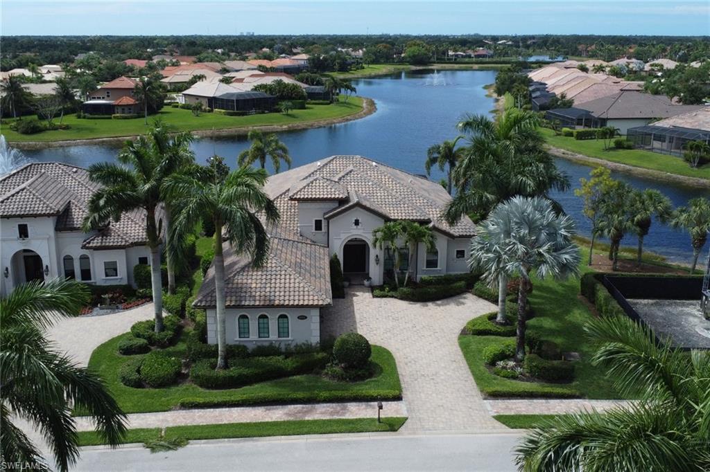 6685 Costa CIR