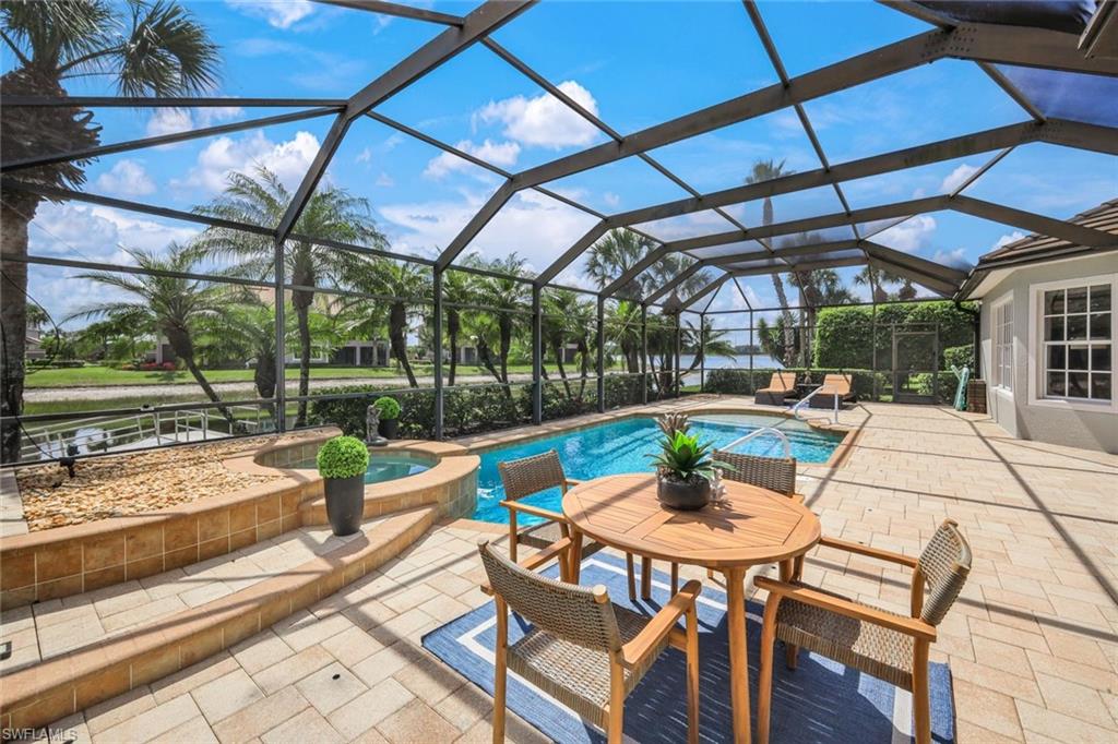 8810 Spinner Cove LN