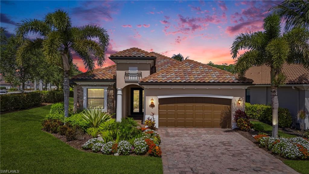 9457 Rialto DR