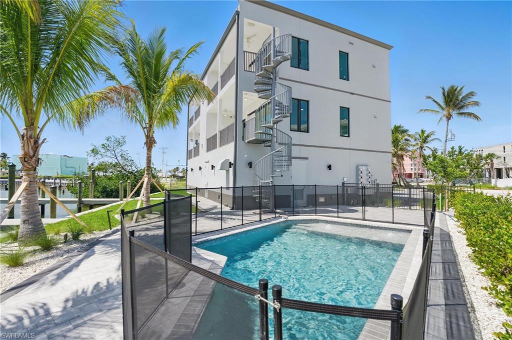 855 Lagoon ST 1
