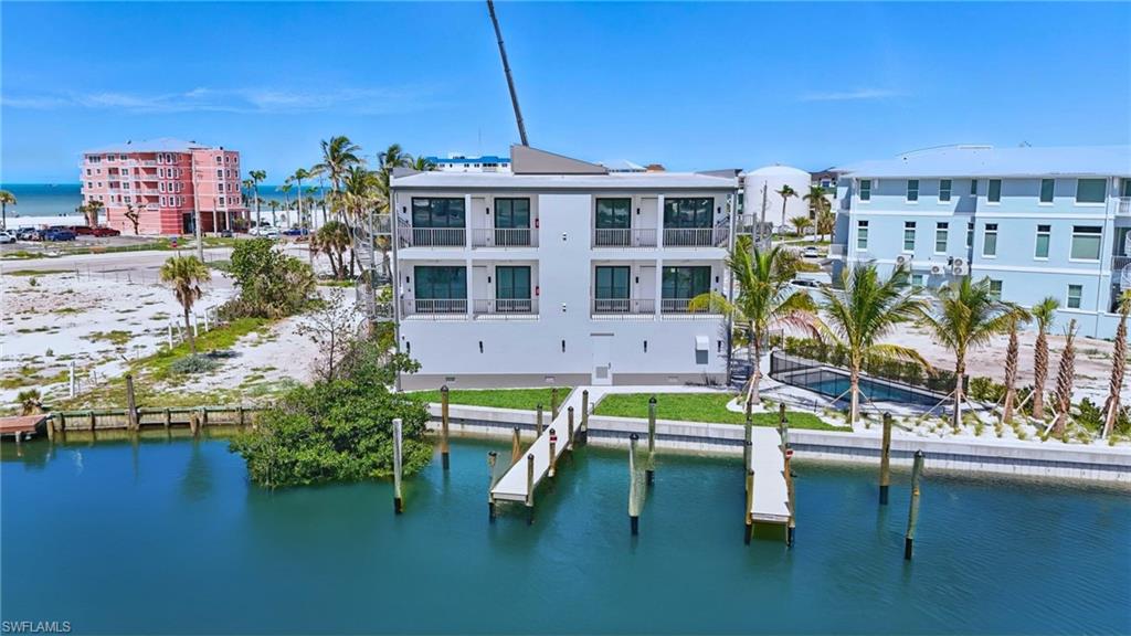 855 Lagoon ST 2