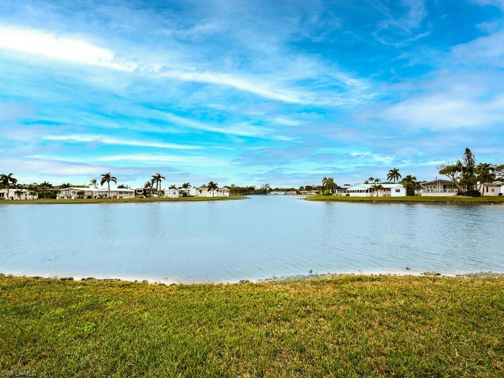 3063 Waterview PT