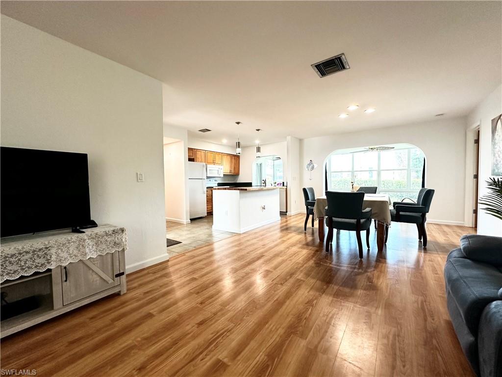 3439 Boca Ciega DR E7