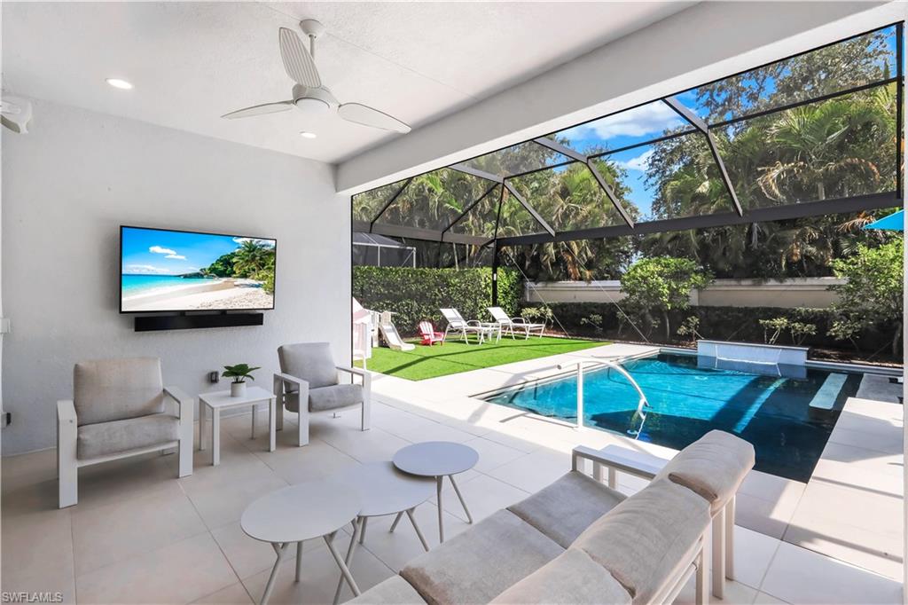 13836 Luna DR
