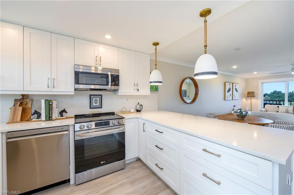 29 High Point CIR E 403
