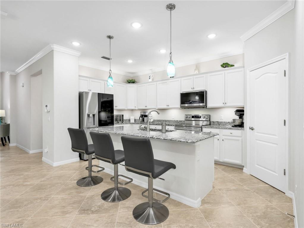 4383 Bismark WAY