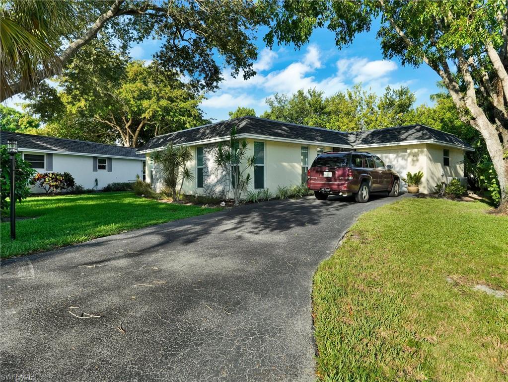 205 Georgetown BLVD 23
