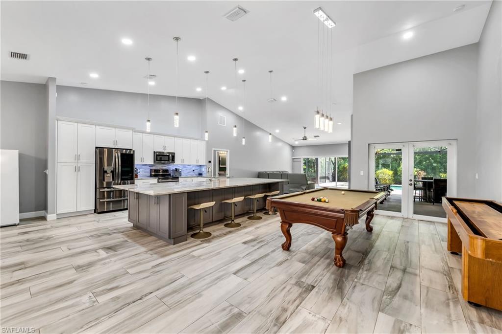 10711 Strike LN