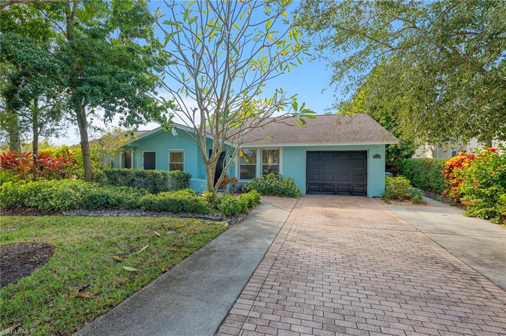 27218 Barefoot LN