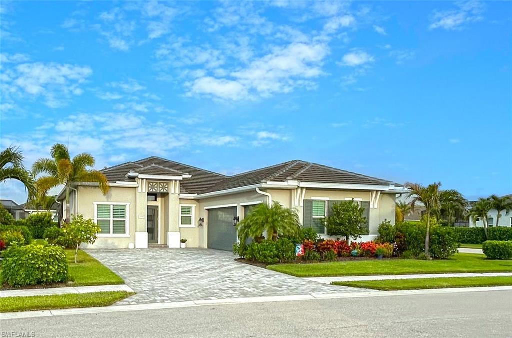 8986 Redonda DR