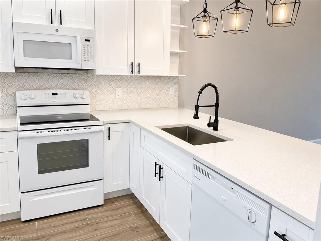 4100 Looking Glass LN 3008