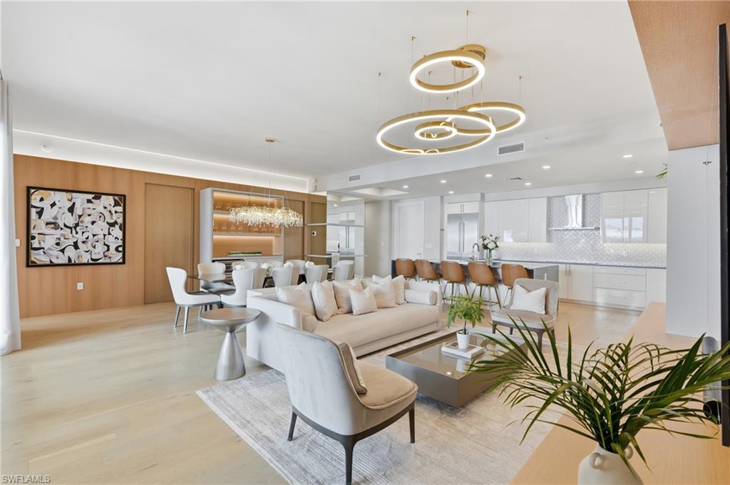 1115 Central AVE 554