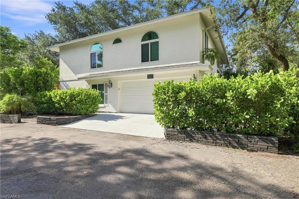 1117 Shady Rest LN