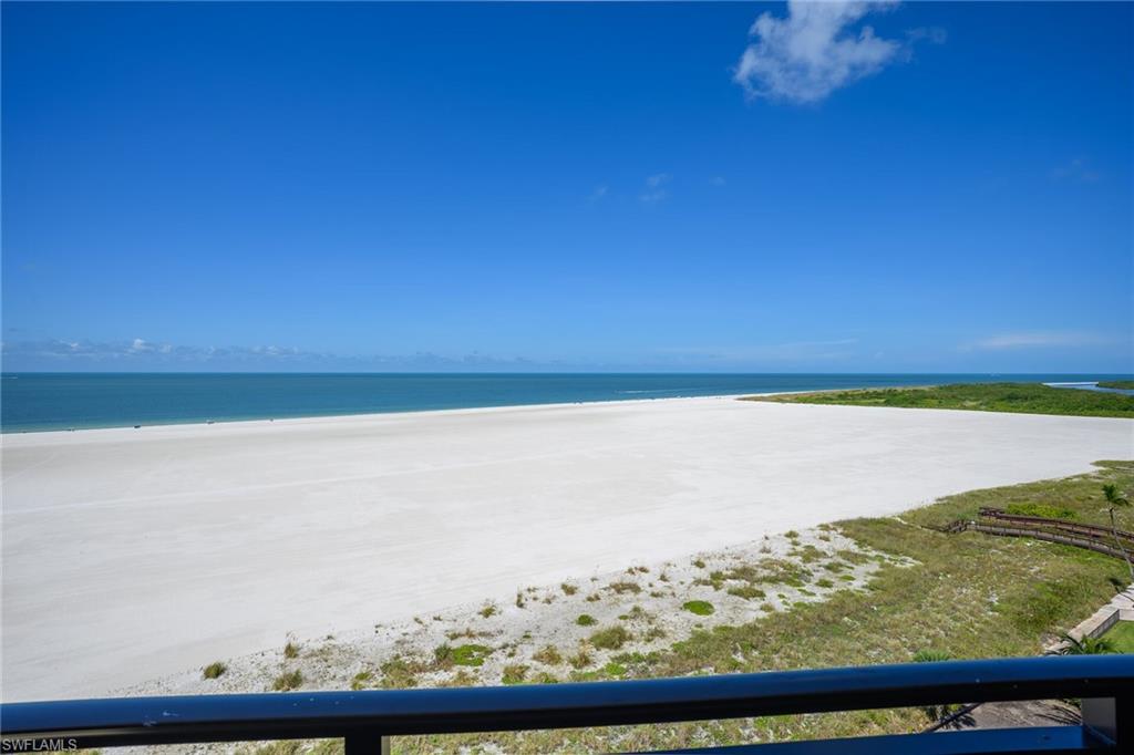 180 Seaview CT 1009