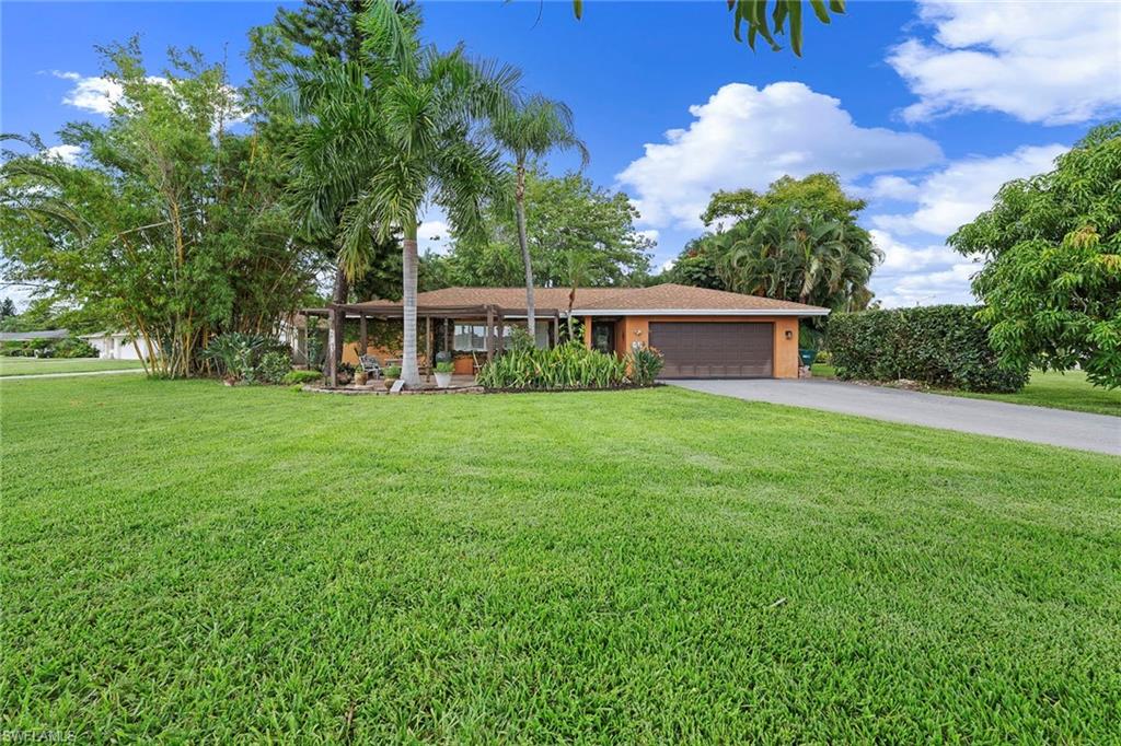 511 Eastwood DR