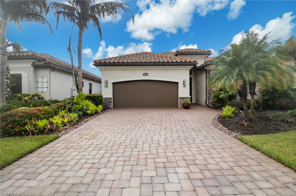 12836 Kinross LN