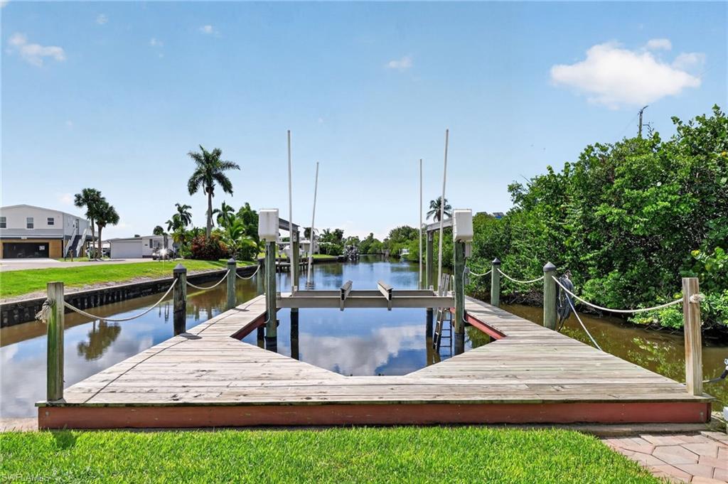 17520 Azalea LN