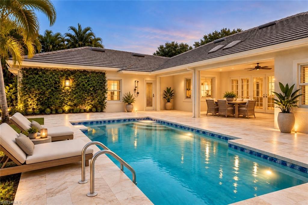 7585 Cordoba CIR