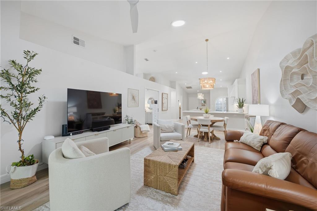 8089 San Vista CIR 3-3R