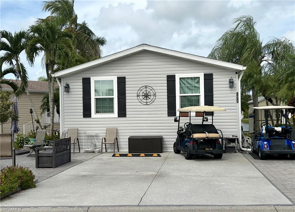 1075 Opal Lake PT