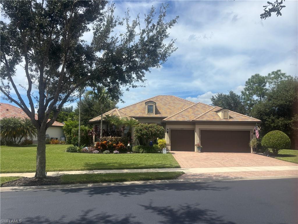 7230 Live Oak DR