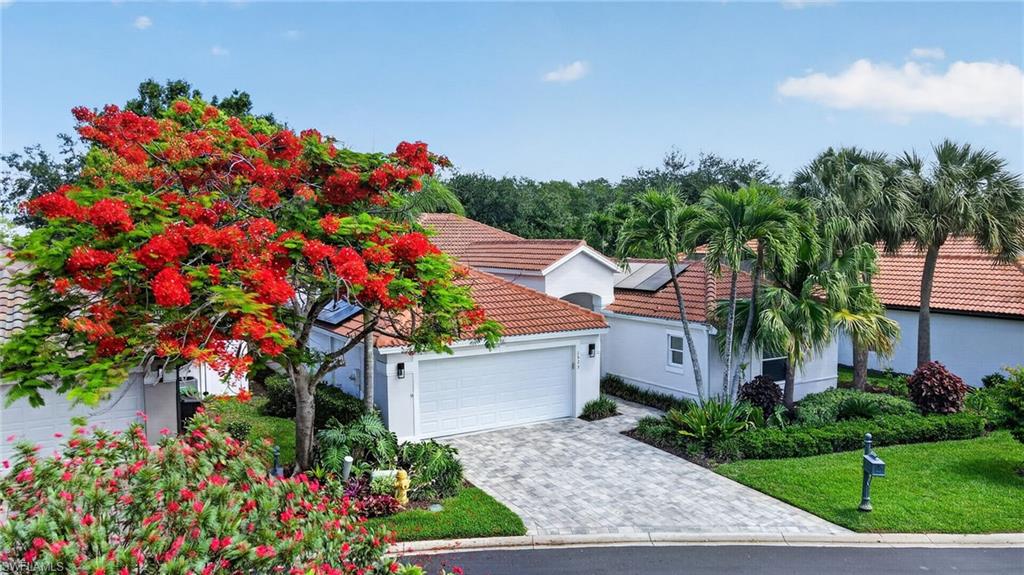 1523 Whispering Oaks CIR