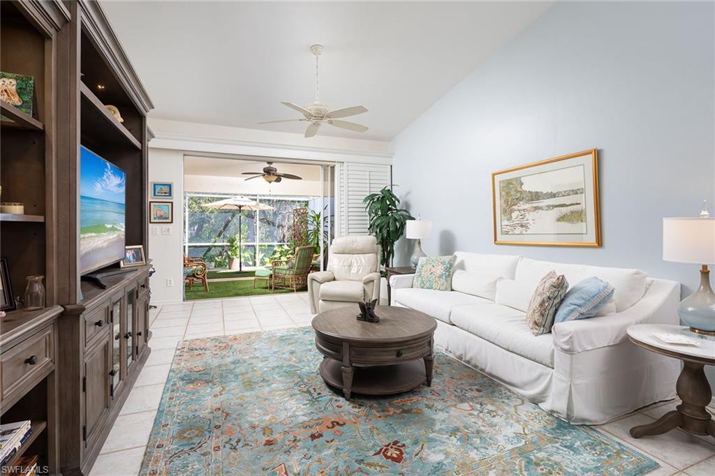 8069 San Vista CIR