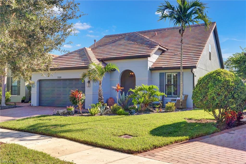 7235 Live Oak DR