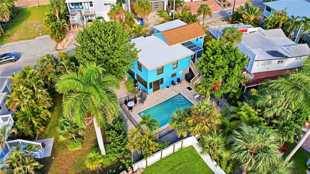 210 Miramar ST