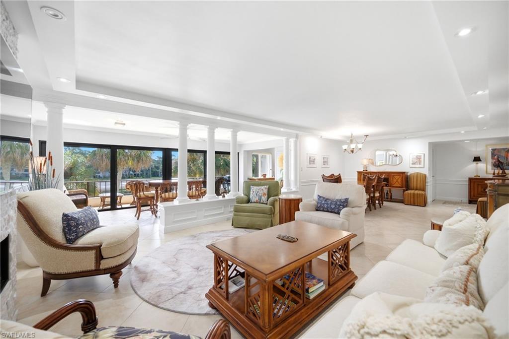 105 Clubhouse LN 388