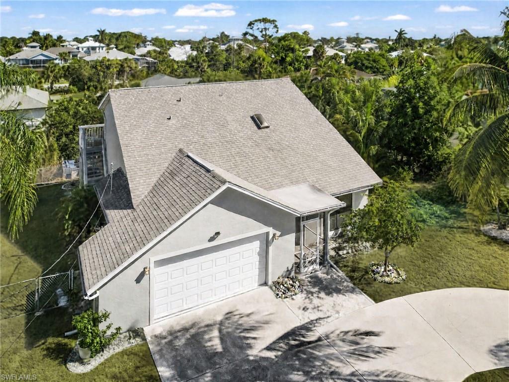 27099 Holly LN
